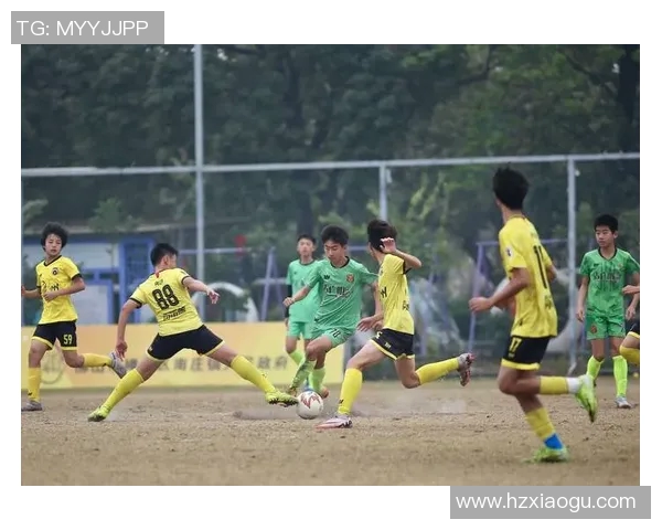 足球明星封闭训练揭秘他们的成长与挑战 足球明星封闭训练揭秘他们的成长与挑战