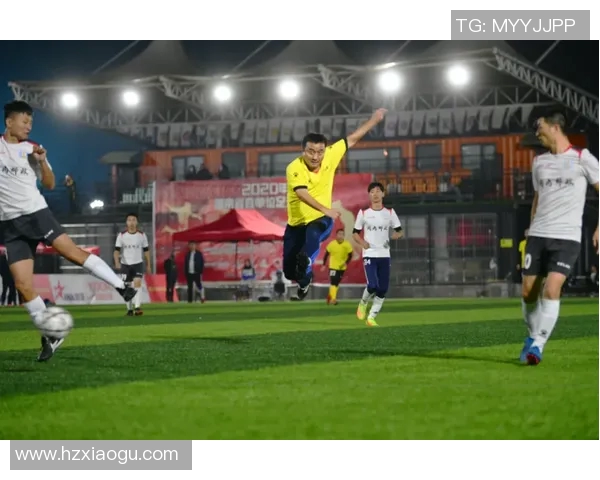 重庆足球队逆袭之路挑战赛特别报道展现奋斗精神与团队力量 重庆足球队逆袭之路挑战赛特别报道展现奋斗精神与团队力量