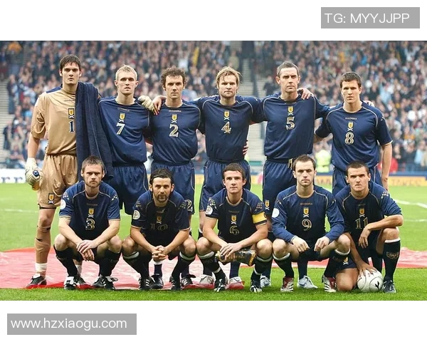 金发蓝眼足球明星的魅力与成就探秘之旅 金发蓝眼足球明星的魅力与成就探秘之旅